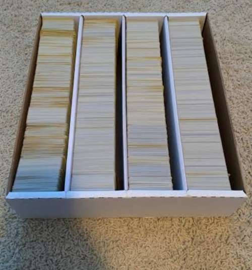 50 Card pokemon bundles **10 x Holos guaranteed**