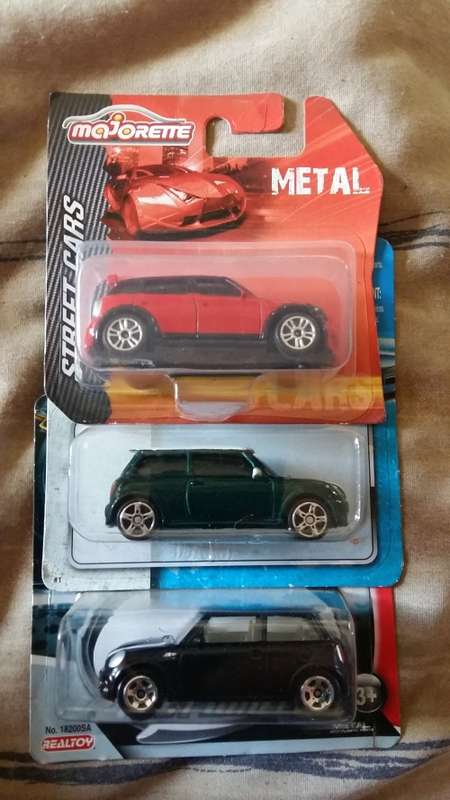 Majorette,Maisto andAction city Mini's