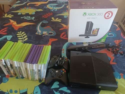Xbox 360 with kinect plus 19 games