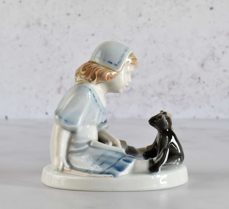 Rosenthal "Teddy Bear School" Figurine