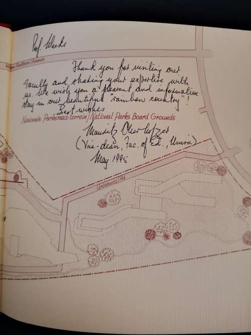 Trees, Shrubs and Birds of Unisarand: Bome, Struike en Voels van Unisarand By B.P. Barkhuizen