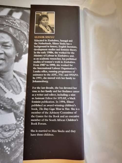 WALTER AND ALBERTINA SISULU : IN OUR LIFETIME by Elinor Sisulu