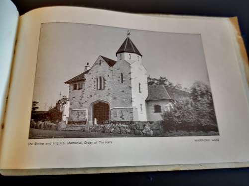 Twentyeight Views of Durban : Playground of South Africa by Lynn Acutt (photographer) ``SCARCE``