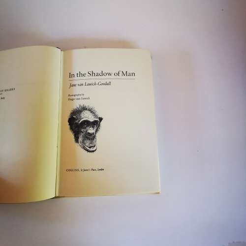In the Shadow of Man by Jane van Lawick-Goodall