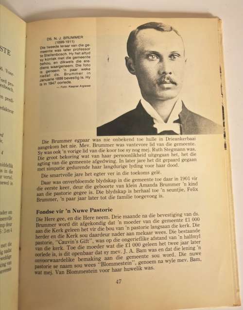 Die Kerk Teen Seinheuwel Drieankerbaai 1880-1980 by Etienne G Malan