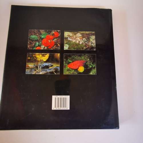 Aspects of Life, A Natural History of Southern Africa by Richard Chambers and Francois Odendaal