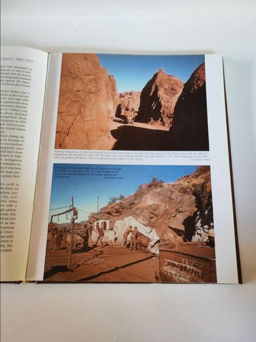 CHANGING TIDES-THE STORY OF ASSMANG - P.H.R. SNYMAN