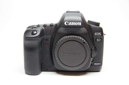 Canon EOS 5D MARK II 21.1MP Digital SLR Camera (BODY ONLY) SHUTTER COUNT: 26400