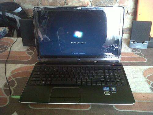 HP PAVILION DV6-7030ei i5-3210M 2.5GHZ, 6GB, 750GB HDD WIN 7, 15.6" 2GB GRAPHICS