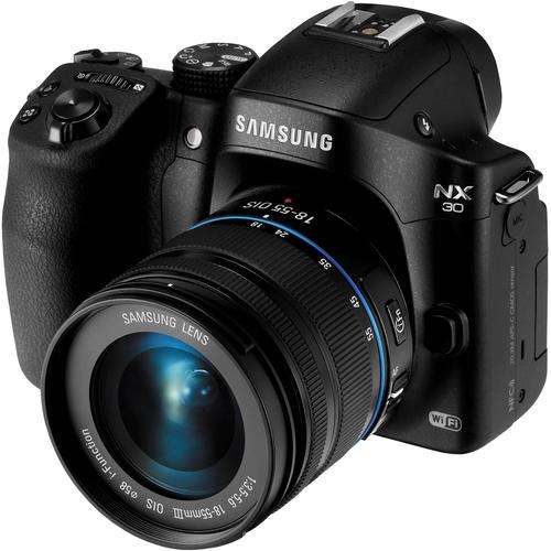 ***AS NEW***SAMSUNG NX30 20.3MP (FULL HD)  WITH 18-55mm OIS III