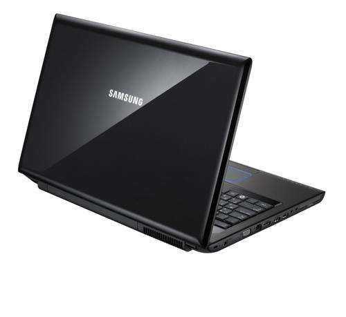SAMSUNG R720 - INTEL CORE 2 DUO 2.1GHZ, 4GB MEMORY, 500GB HDD, WEBCAM , 512MB ATI GRAPHICS 17" SCREE