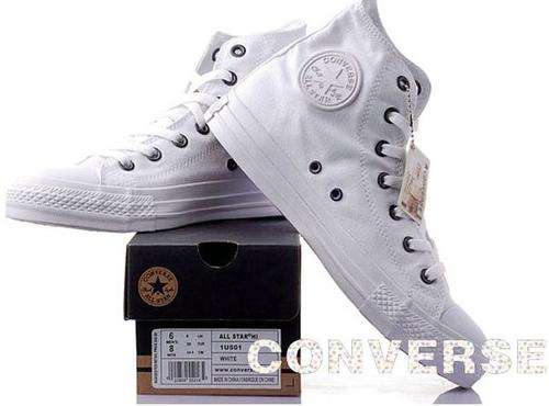 ***CLEARANCE SALE*** CONVERSE CHUCK TAYLOR ALL STAR***