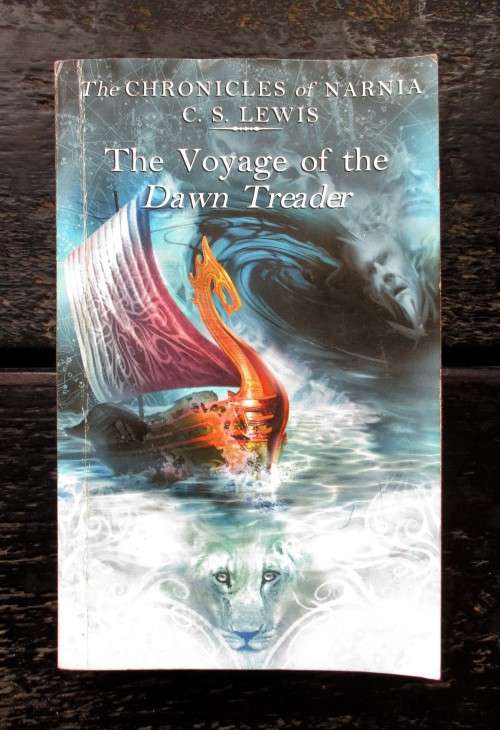 The Voyage of the Dawn Treader (The Chronicles of Narnia (Publication Order) #3) by C.S. Lewis
