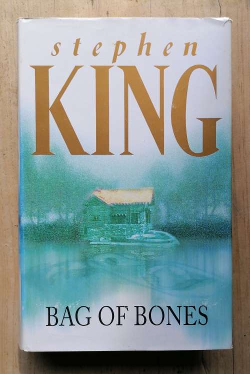 Bag of Bones by Stephen King (hardcover)