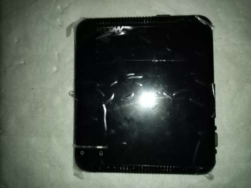 Meccer Cape 7 mini desktop brand new with monitor and mouse