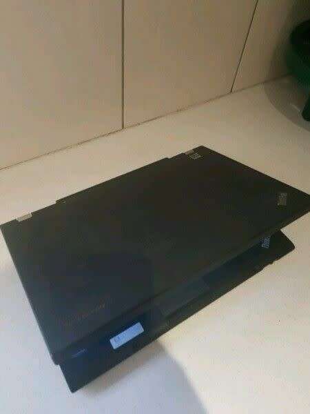 Lenovo Thinkpad T420S ** Core i5**4GB Ram**250GB HD