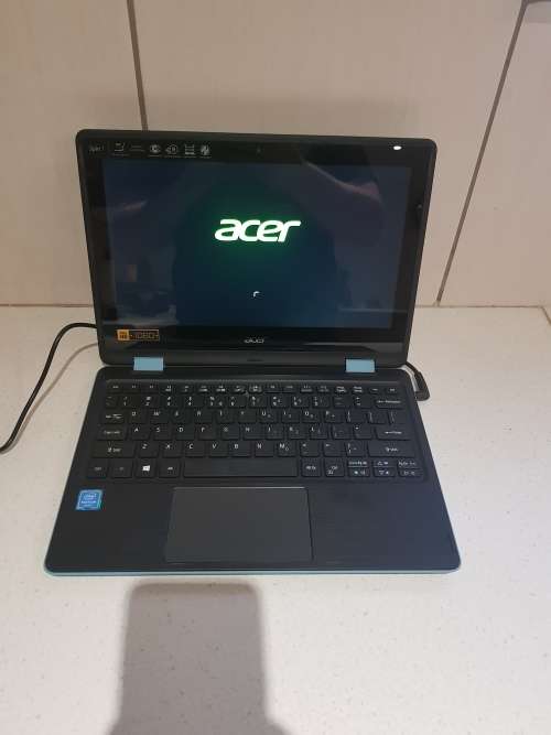 Acer Spin 1 ** Touch Screen ** Faulty Battery **