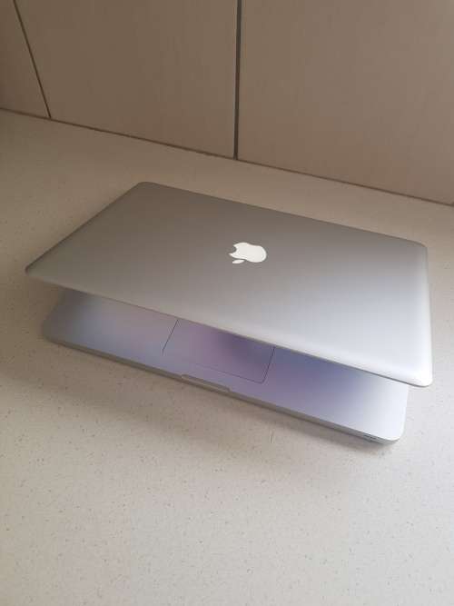 Apple MacBook Pro **Late 2011 ** Core i7** 500GB** Great Condition **