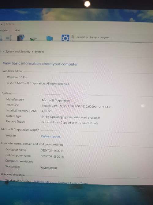 Microsoft Surface Pro 5 ** Core i5 7300U**4GB Ram**128SSD HD ( Cracked Glass but working 100% )