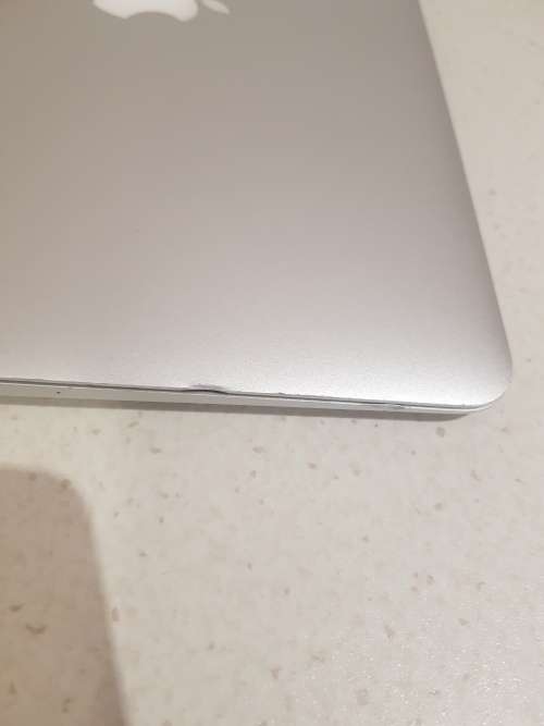 Apple MacBook Air Core i5 2015 Model **128SSD ** 4GB Ram** 11 inch display**
