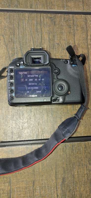 Canon EOS 5D Mark II 21MP Full Frame CMOS DSLR Camera (Body Only) |