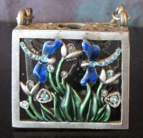 BOX SPECIAL - ASSORTED BRASS and OTHER ORNAMENTS