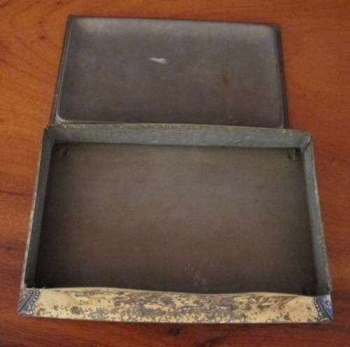 BOX SPECAIL - VINTAGE TIN BOX`S