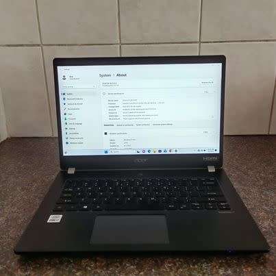 Acer TravelMate P614-51T-G2 | 14 inch Touch Screen | 1 TB SSD | Core i7 | 10th Gen | Ram 8 GB