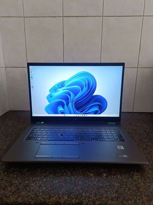HP ZBOOK Fury17 G7 | Core i7 | 10th Gen | 32GB Ram | 1 TB SSD | 17,3 inch FHD | Nvidea Graphics