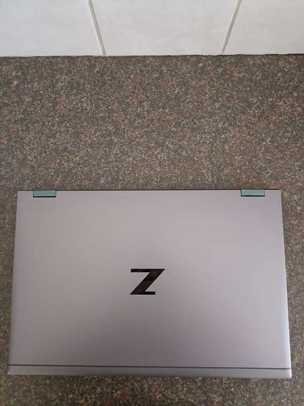 HP ZBOOK Fury17 G7 | Core i7 | 10th Gen | 32GB Ram | 1 TB SSD | 17,3 inch FHD | Nvidea Graphics