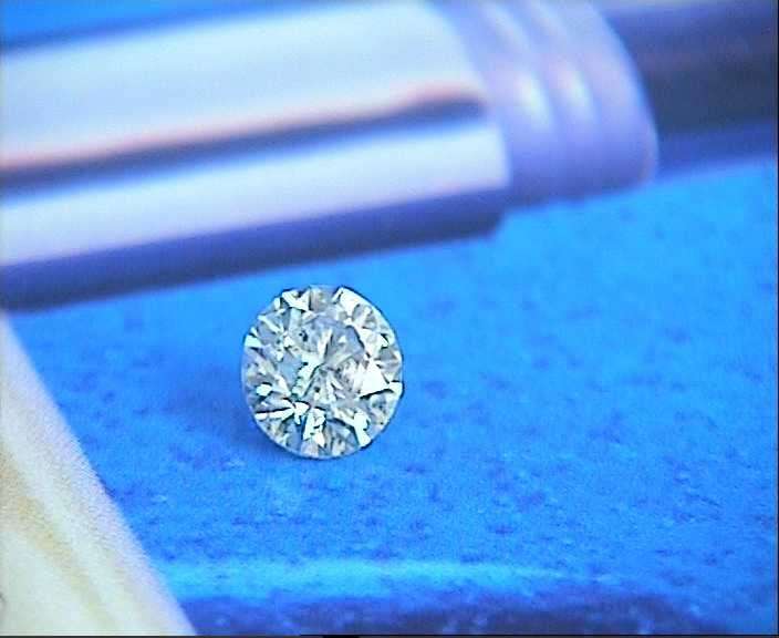 FIRST ON BOB -BEAUTIFUL 1.01 ct D VS2 ROUND DIAMOND AT A I'M CRAZY R1 START ! {VALUATED R148000 }