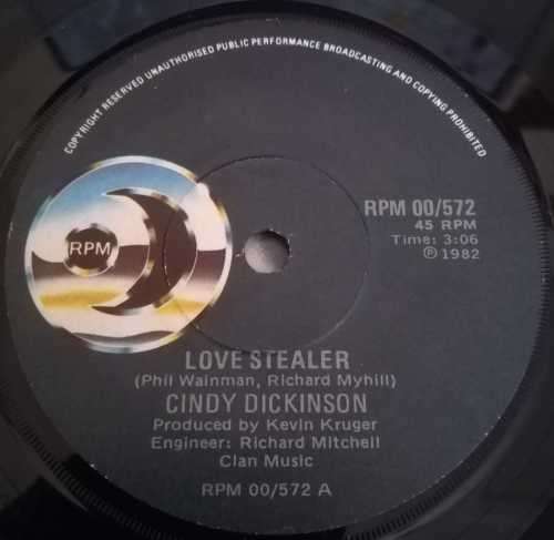 CINDY DICKINSON - LOVE STEALER 45RPM RECORD
