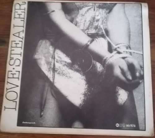 CINDY DICKINSON - LOVE STEALER 45RPM RECORD