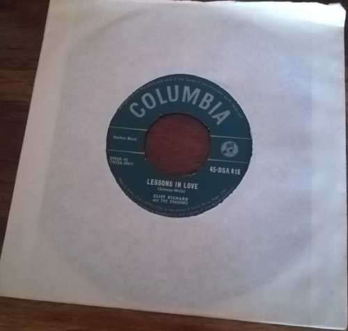CLIFF RICHARD - LESSONS IN LOVE 45RPM RECORD