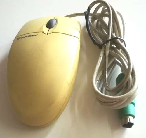 2x Vintage Keyboards plus 1x Mouse