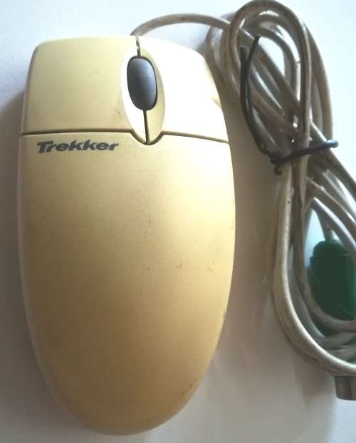 2x Vintage Keyboards plus 1x Mouse
