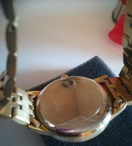Guess Watch. Goldtone Stainless Steel .