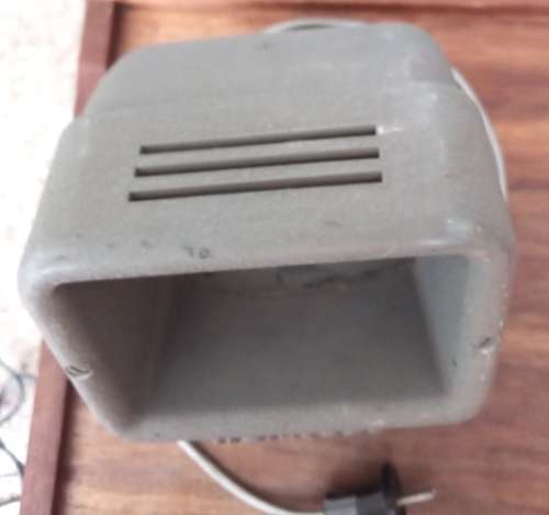 Vintage Zeiss Ikon 8mm MoviScop Film Viewer and Editor. Height 28cm. Width 15cm. Lenght 18cm.