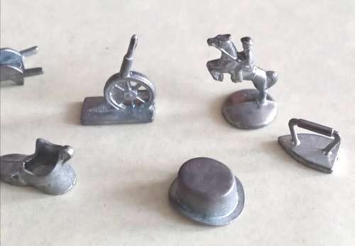 Vintage metal monopoly pieces x 10.