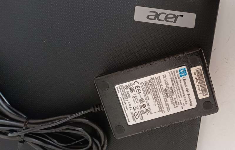 ACER TRAVELMATE 5744,4GB,DDR3 L-1600MHZ, PC3-12800 (PLEASE READ)