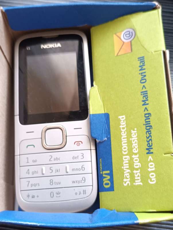 NOKIA C1-01 (PLEASE READ)