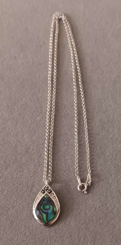 Sterling Silver designer Abalone & Marcasite Pendant & Chain. 5.7g. 45cm.