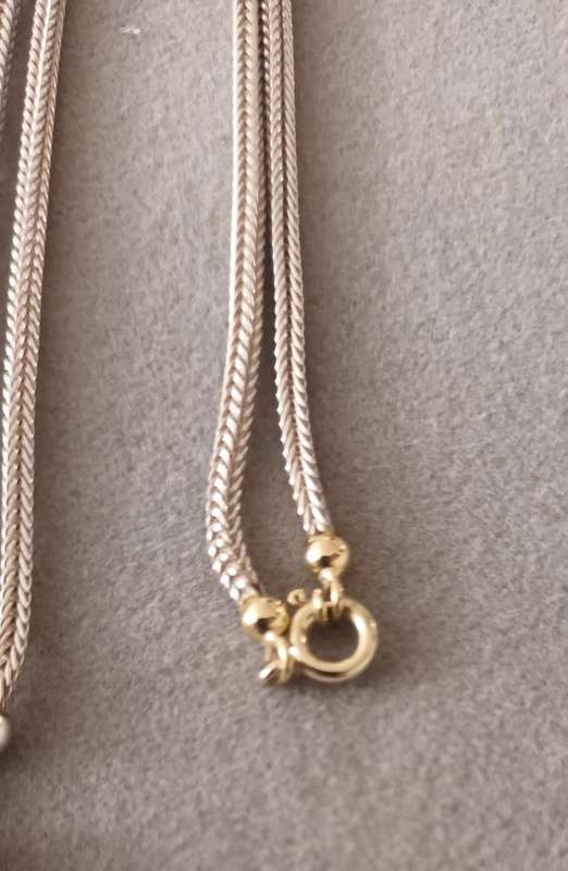 Sterling Silver & 18ct Gold Moonstone & Pearl Necklace. 10.68g