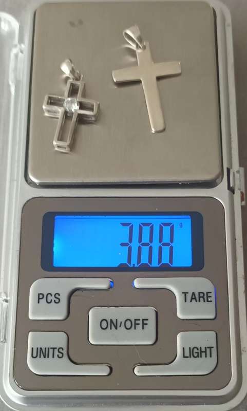 Sterling silver Cross Pendants. 3.88g.