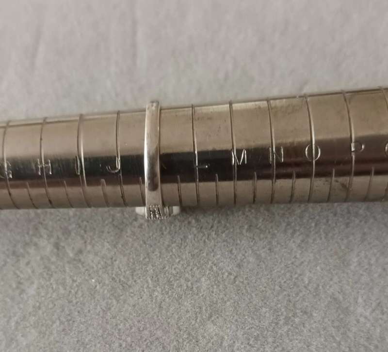 Sterling Silver CHETE Ring. 2.87g. Size K.