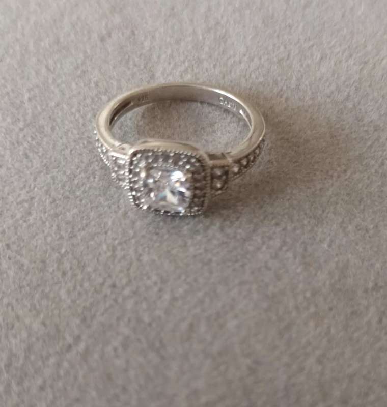 Sterling Silver CHETE Ring. 2.87g. Size K.