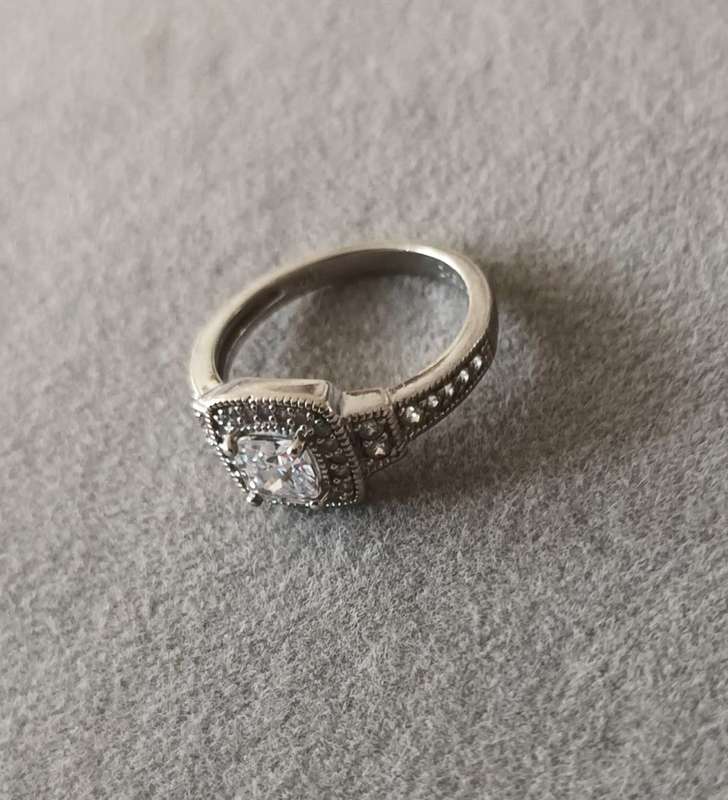 Sterling Silver CHETE Ring. 2.87g. Size K.