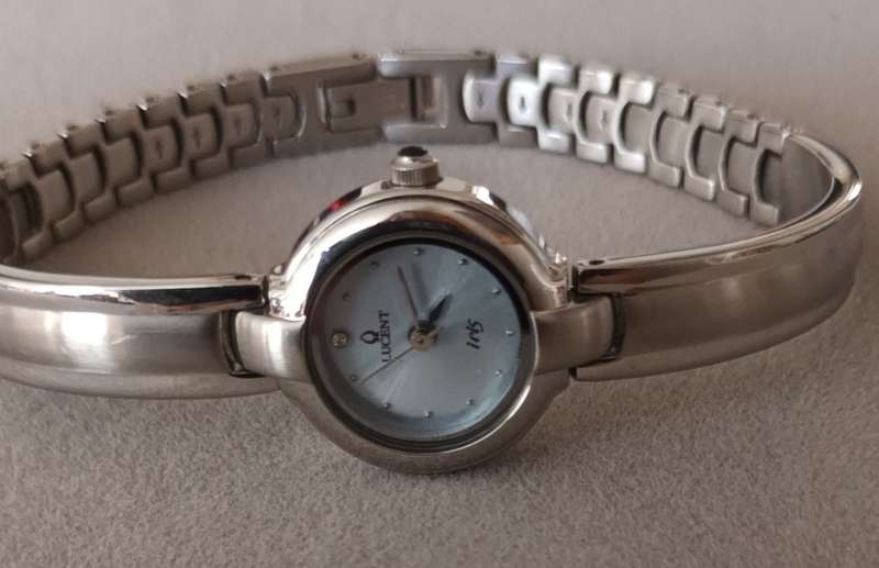 Lucent Watch. New. Needs Battery.