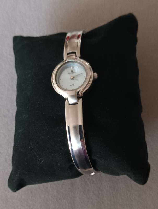 Lucent Watch. New. Needs Battery.