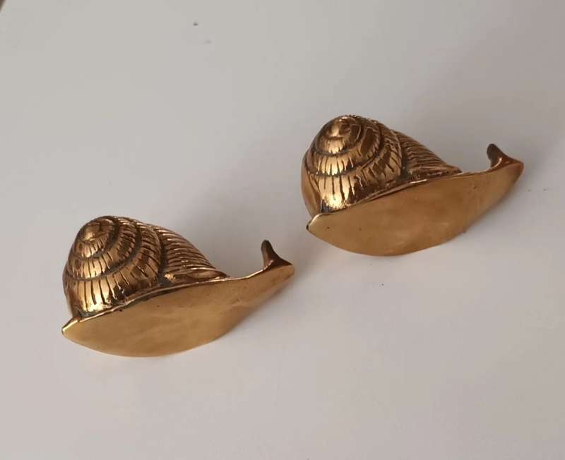 Brass Snails x 2. 300g. Length 8.5cm. Height 4.5cm.